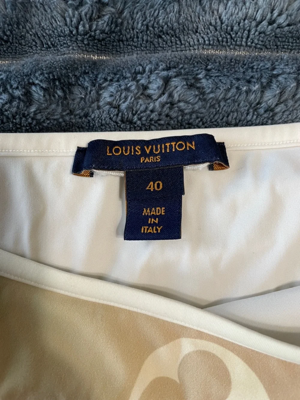 Authentic NWT Louis Vuitton Gradient Monogram Triangle Bikini Set Sz 40 US 8 - Picture 10 of 13